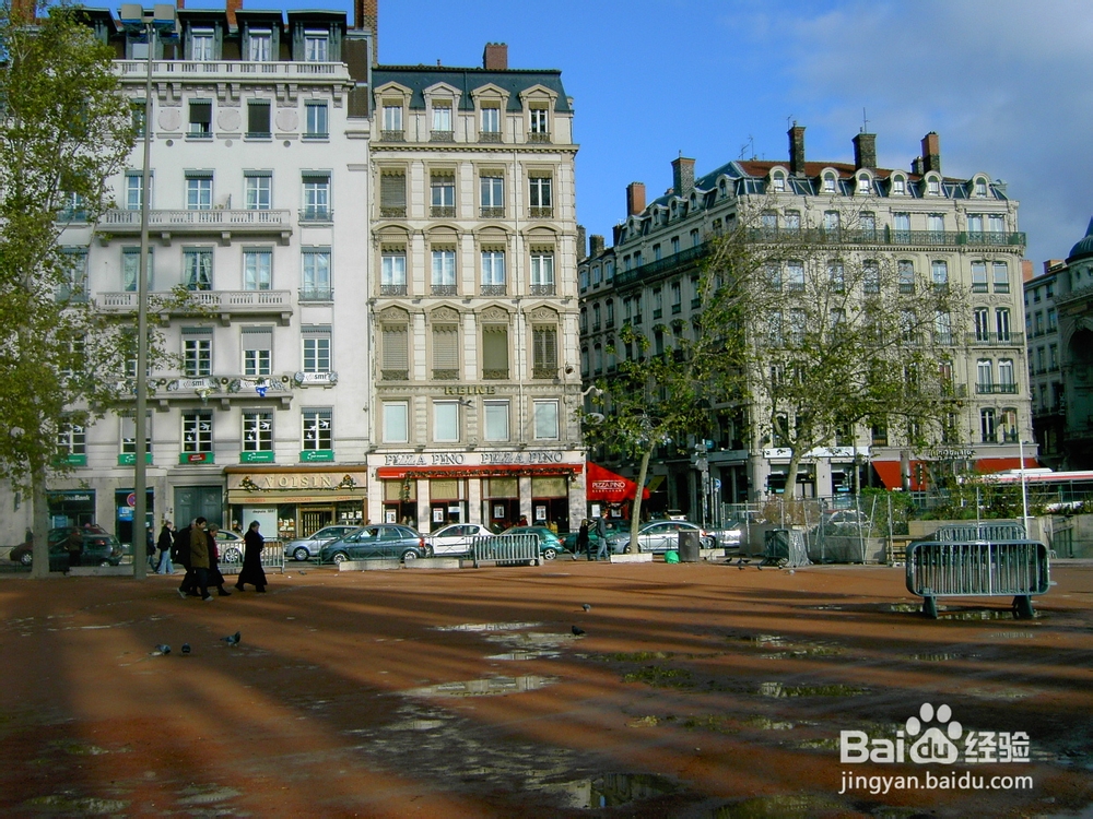法国留学之物流专业如何择校