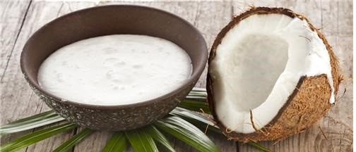 老椰子怎么打开取肉