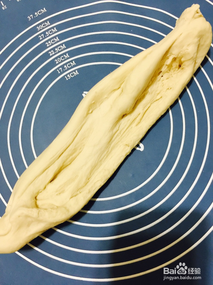 火腿葱香面包的做法