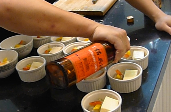 缸底姜汁百花虾