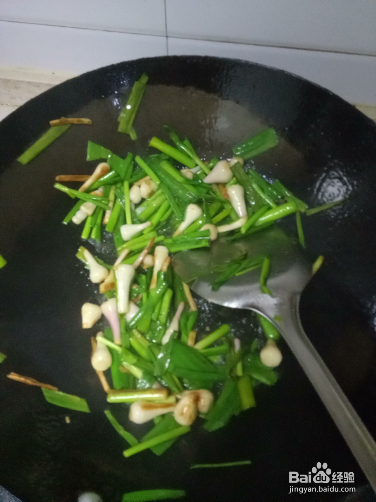 青椒蒜苗炒鸭血