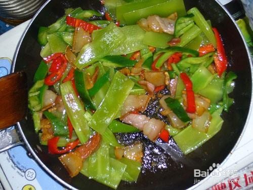 莴笋片炒腊肉