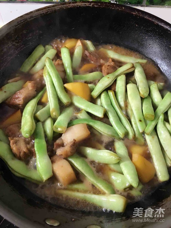 猪肉炖芸豆的做法