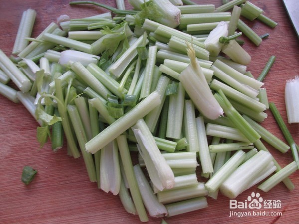 芹菜炒豆皮的做法