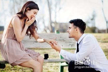 圣诞节求婚用什么方式提高成功率？