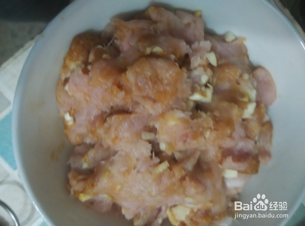 油豆腐塞肉的做法