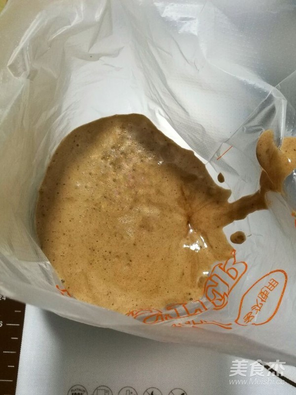 巧克力豆甜甜圈蛋糕