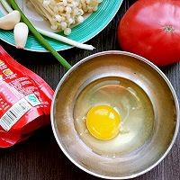 特色番茄金针菇蛋汤