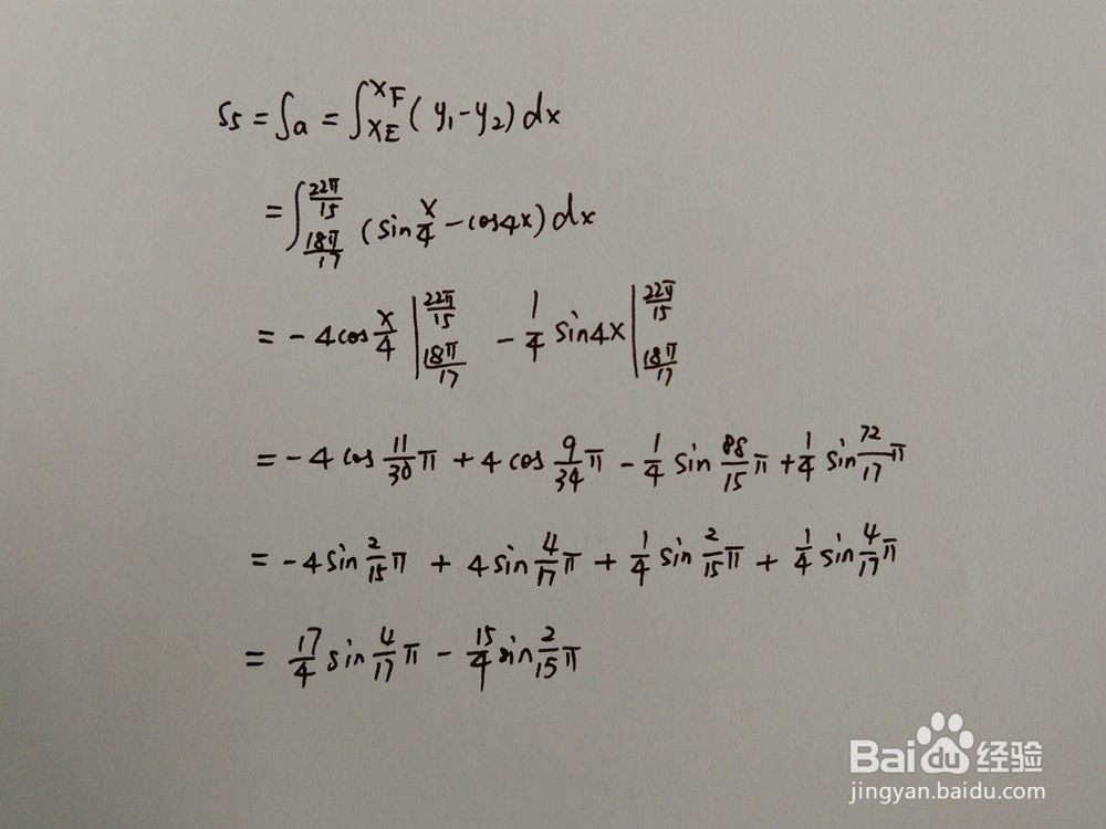 如何计算函数y1=sinx/4与y2=cos4x围成的面积