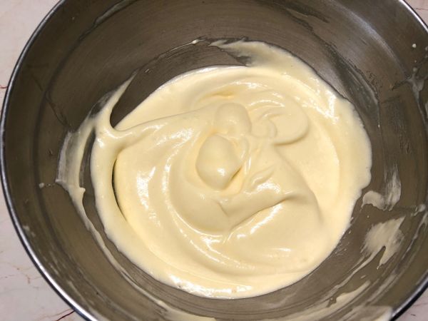 蜂蜜椰蓉舒芙蕾蛋糕