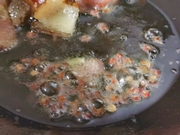 风味萝卜干炒腊肉