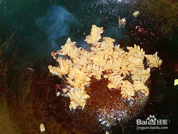 鱿鱼卷炒青(辣)椒胡萝卜