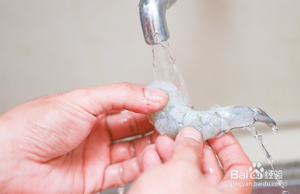 如何清理淡水虾