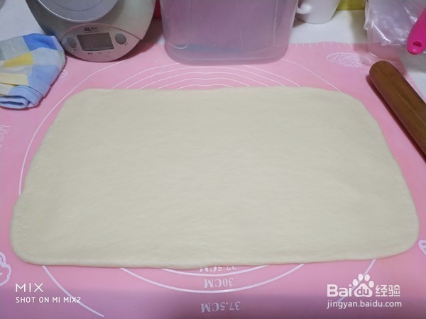 牛肉肠面包卷的步骤