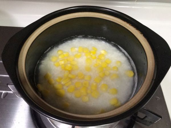 懒人版窝蛋牛肉煲仔饭