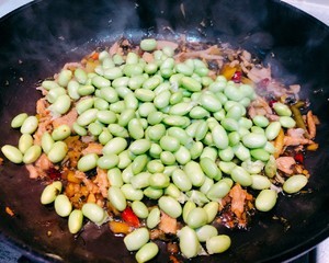 酸菜肉丝炒毛豆