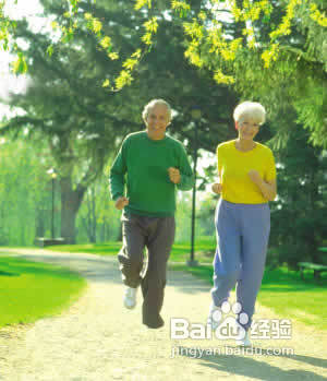 秋季老年人防寒保暖小常识