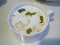 水果牛奶麦片粥