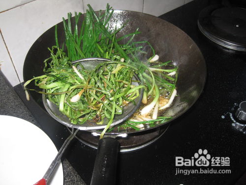 怎样制作香芋焖排骨