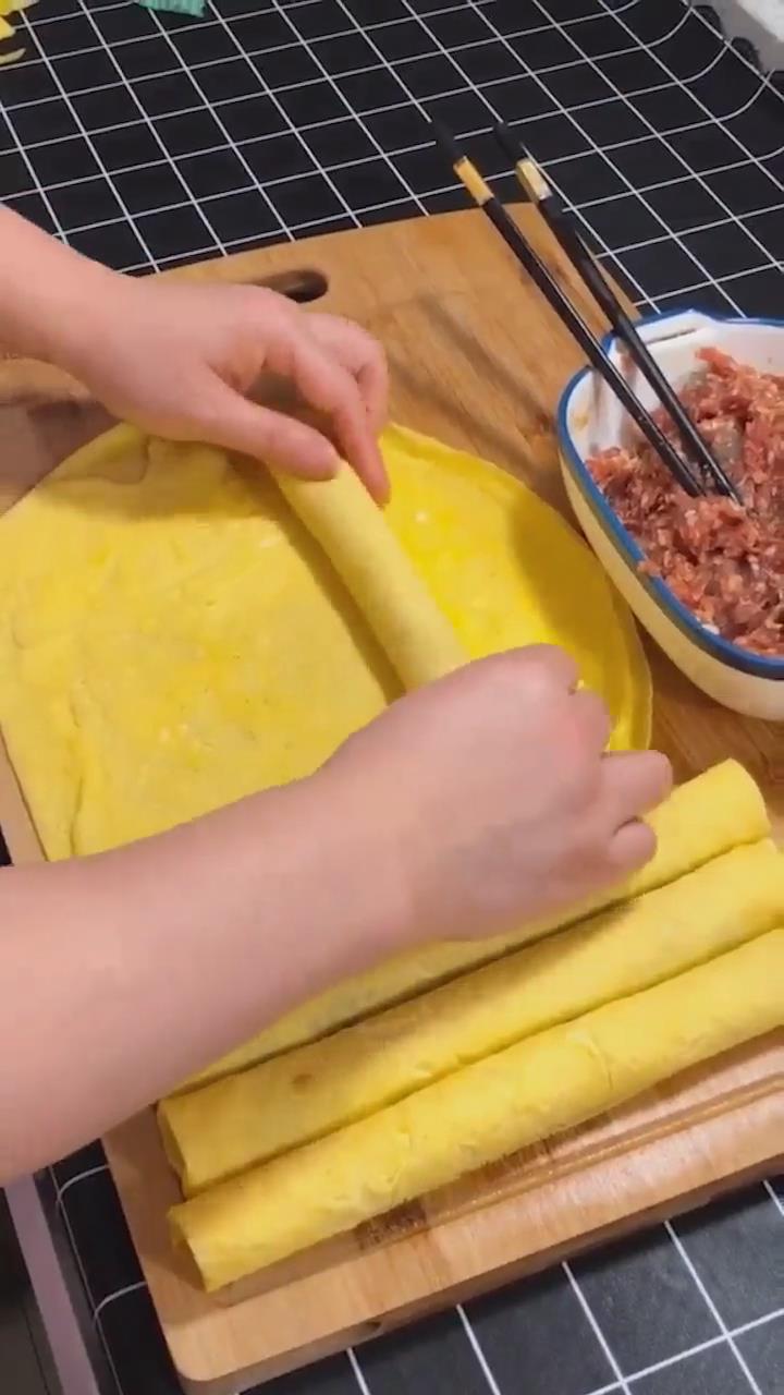 油炸猪肉卷怎么做？