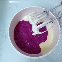 怎么制作柠檬香草与红火龙果冰淇淋