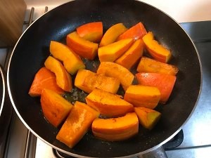 南瓜烧排骨的经典做法