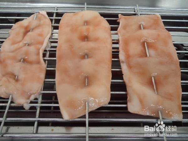 如何制作烤鱿鱼