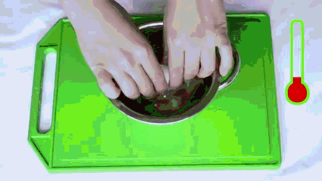 你知道怎么剥鸡蛋吗?