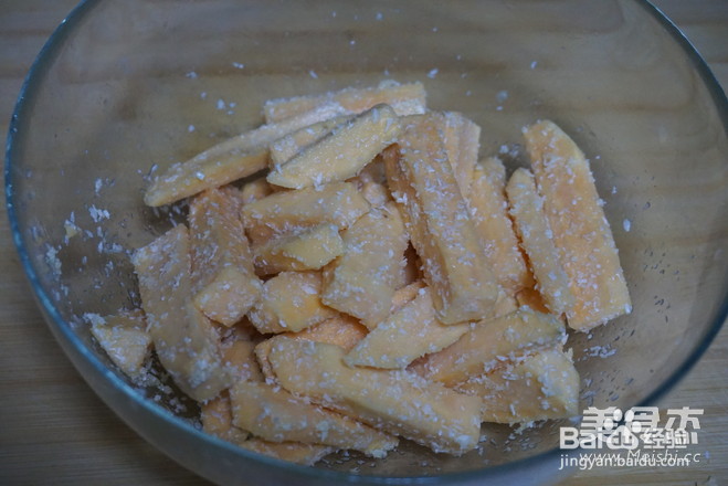 椰香红薯条的做法