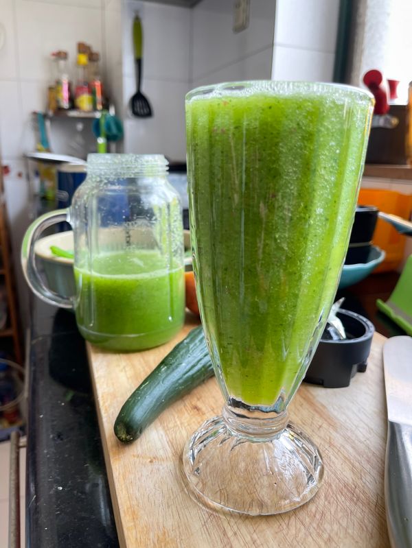 芹菜黄瓜苹果汁