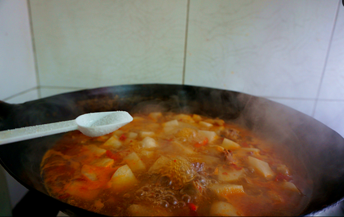 如何烹饪腌制的咸鸭