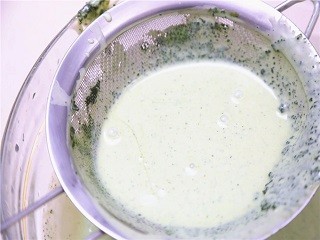 冰淇淋抹茶千层蛋糕怎么做