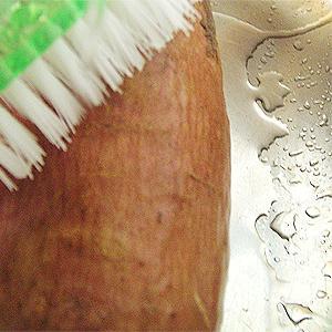 怎样制作兔兔美食之红薯卷