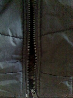 拉链卡住了怎么办