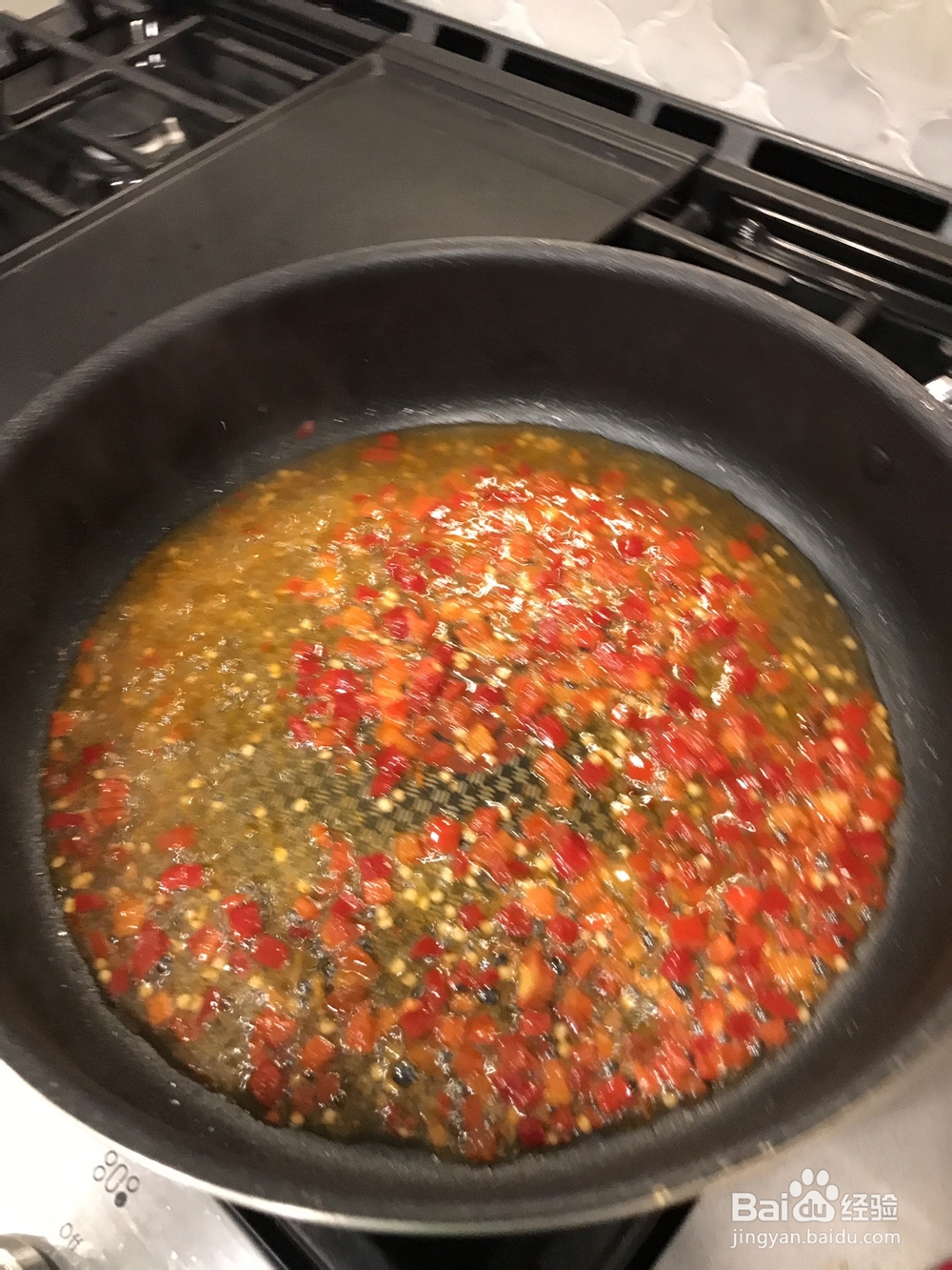 10分钟快捷版剁椒鱼头海鲜美食教程