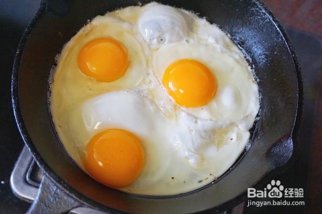 家庭自制肥牛西红柿火锅