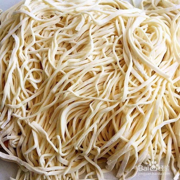 如何做手工擀面条?