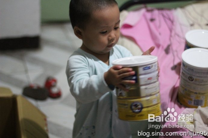 两岁女儿十天内的惊人成长【原创】