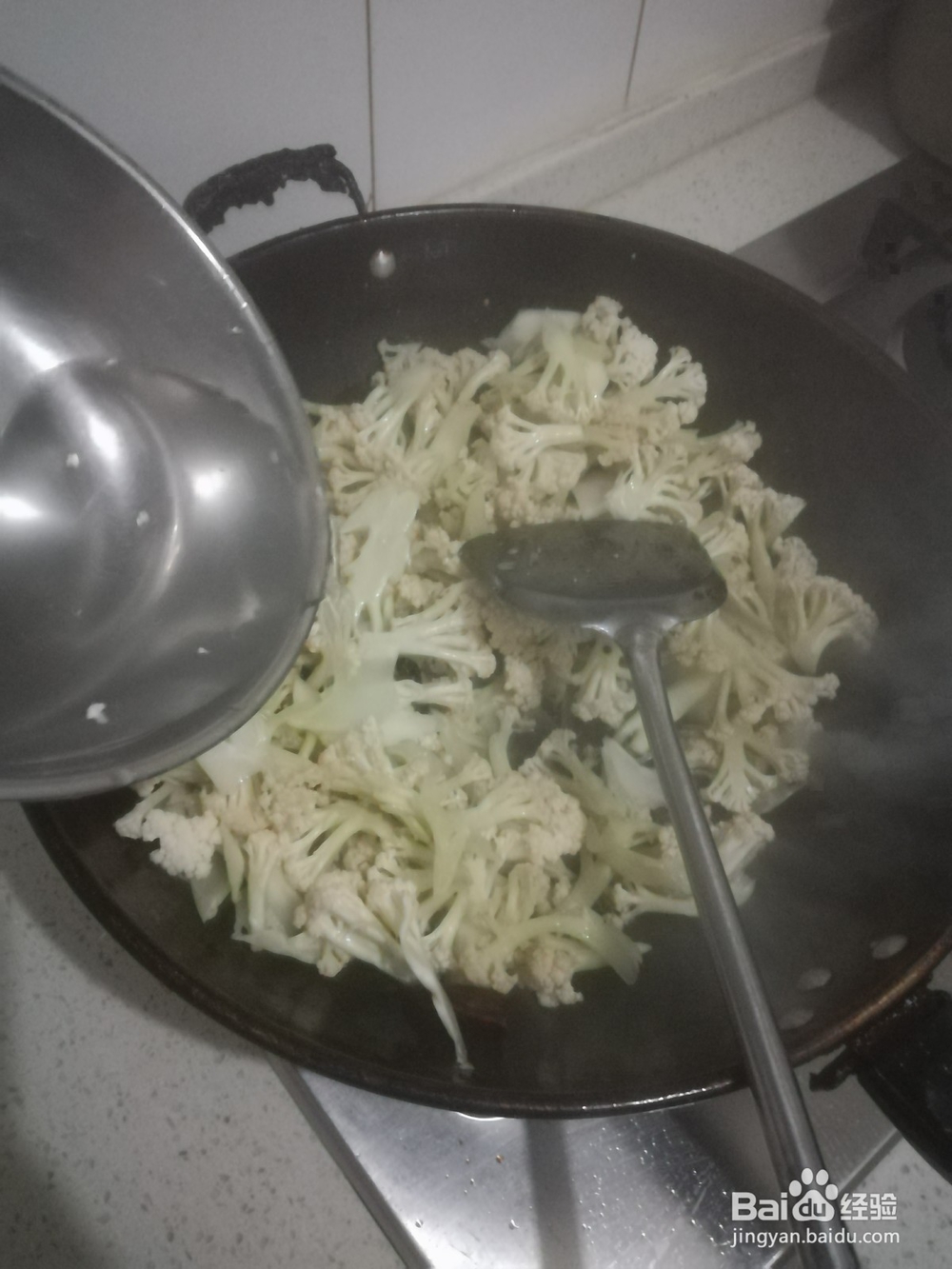如何清炒花菜?