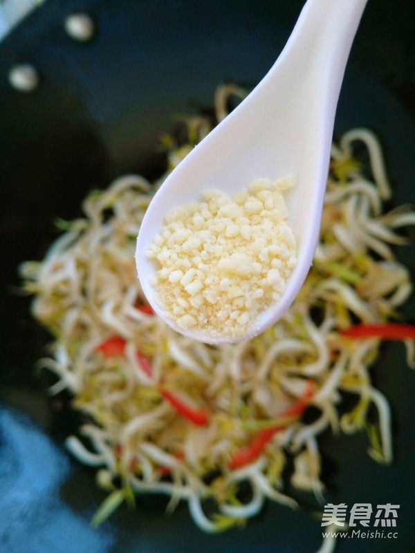 炒豆芽的家常做法