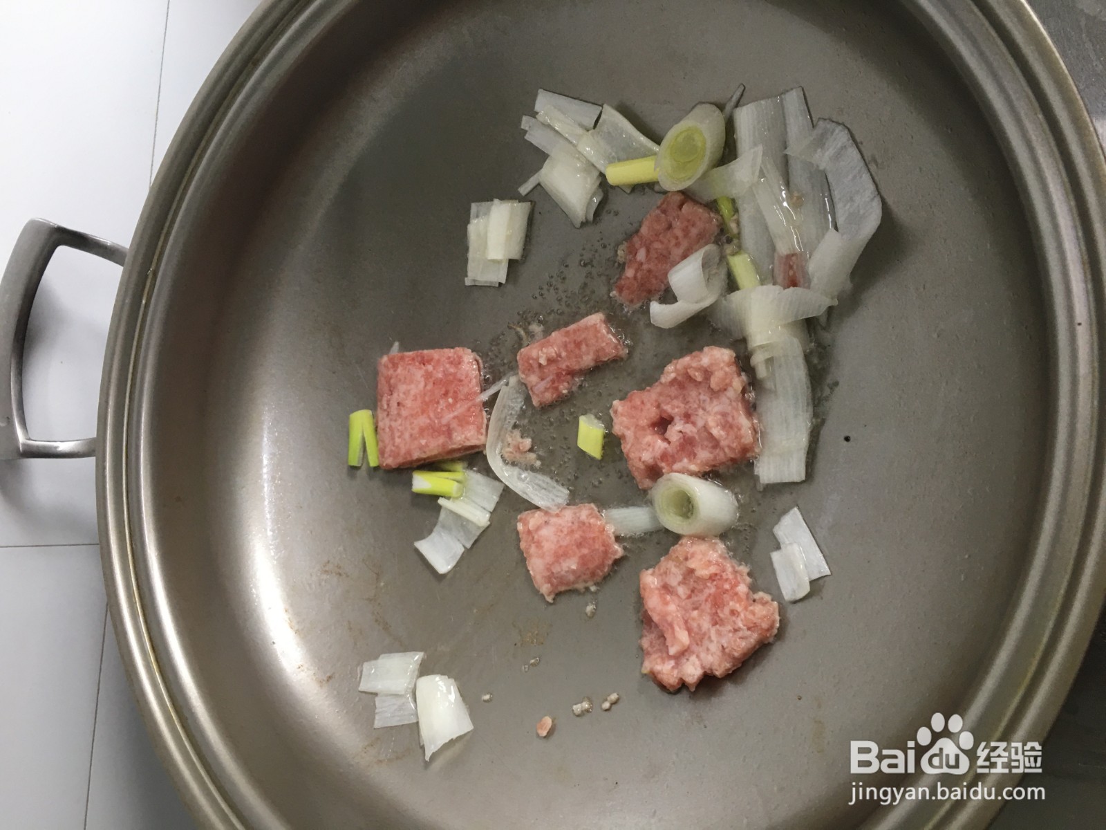 如何炒肉丝牛肝菌