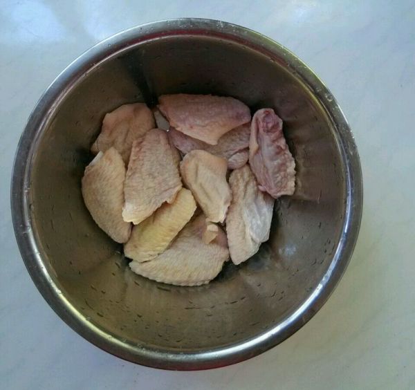 芋头香菇烧鸡翅