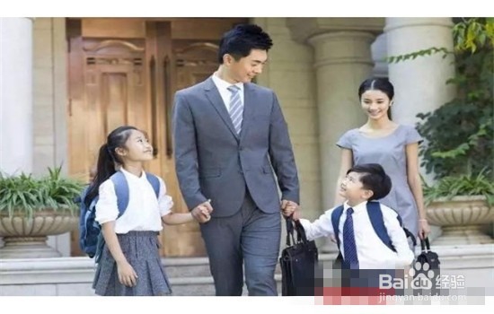 二胎妈妈同时带好两个宝宝秘笈