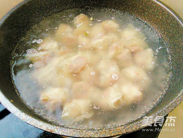 红油抄手的做法