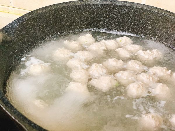 冬瓜虾皮丸子汤