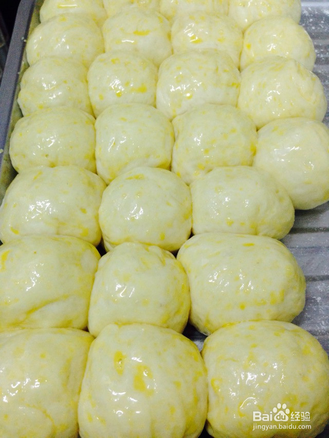 牛奶小面包的做法
