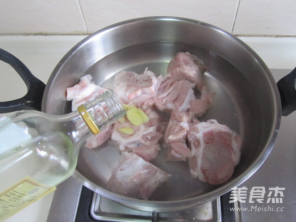 玉米山药棒骨汤