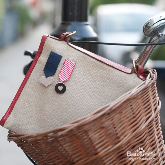 怎么动手做一个情人节礼物(情人节勋章)