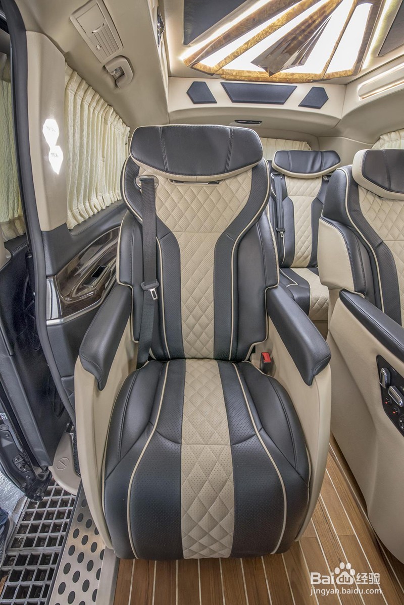 奔驰V260L如何改装升级内饰?