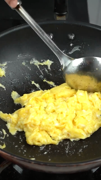 黄瓜炒鸡蛋怎么做